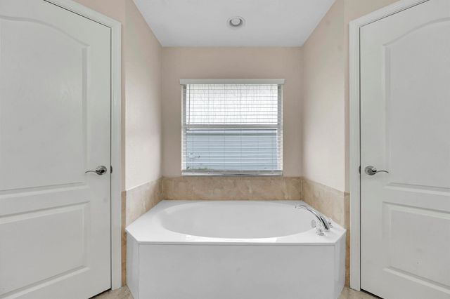 662 SW Jacoby Avenue, Port St Lucie, FL 34953