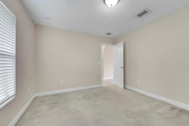 662 SW Jacoby Avenue, Port St Lucie, FL 34953