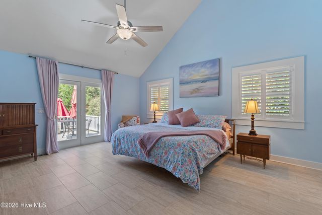 253 Clubhouse Drive SW, Supply, NC 28462