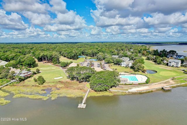 253 Clubhouse Drive SW, Supply, NC 28462