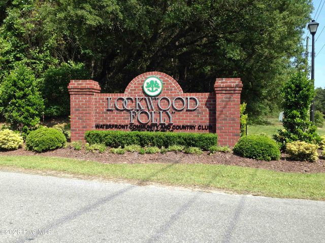 253 Clubhouse Drive SW, Supply, NC 28462