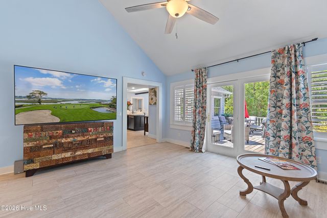 253 Clubhouse Drive SW, Supply, NC 28462