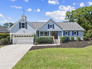 253 Clubhouse Drive SW, Supply, NC 28462