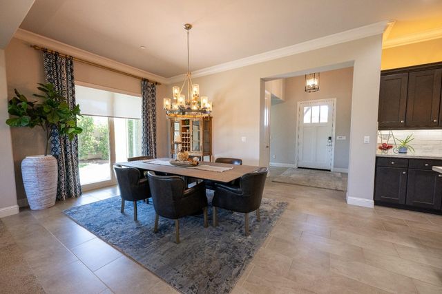 11854 N Champions Drive, Fresno, CA 93730