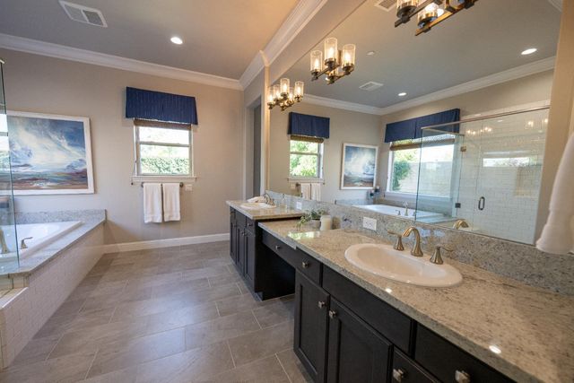 11854 N Champions Drive, Fresno, CA 93730