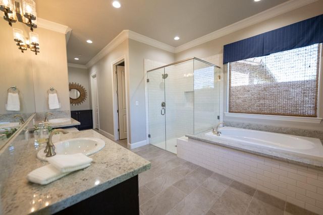 11854 N Champions Drive, Fresno, CA 93730