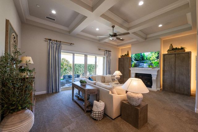 11854 N Champions Drive, Fresno, CA 93730