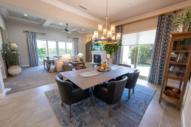 11854 N Champions Drive, Fresno, CA 93730