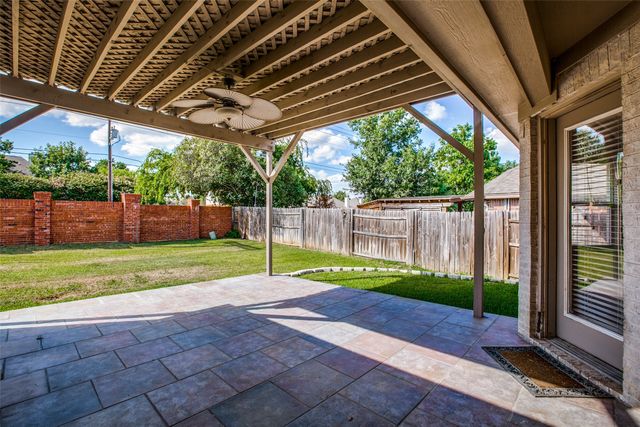 14 Enchanted Court, Mansfield, TX 76063