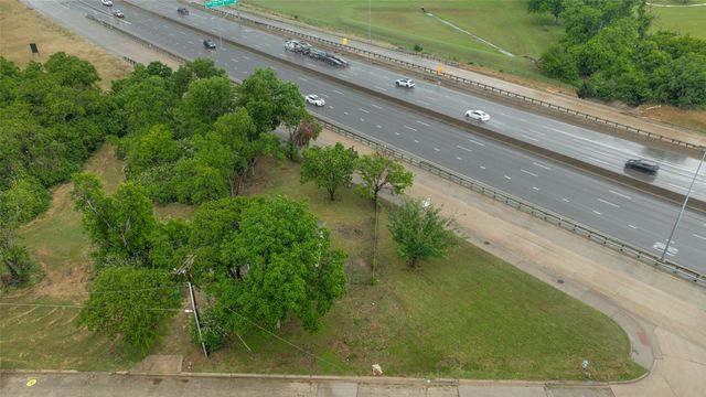 1202 Lindsey Street, Denton, TX 76205