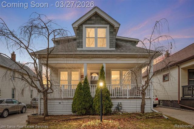 1429 Maryland Street, Grosse Pointe, MI 48230