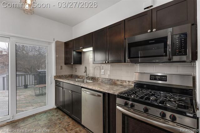 1429 Maryland Street, Grosse Pointe, MI 48230