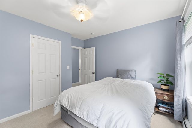 8 Tyler Drive, Londonderry, NH 03053