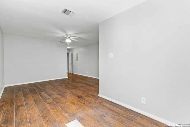 714 Hallie Ave, San Antonio, TX 78210