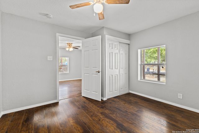 714 Hallie Ave, San Antonio, TX 78210