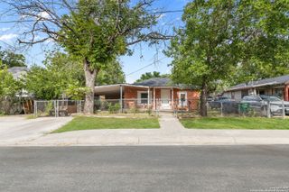 714 Hallie Ave, San Antonio, TX 78210