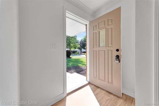 45467 Sterritt Street, Utica, MI 48317