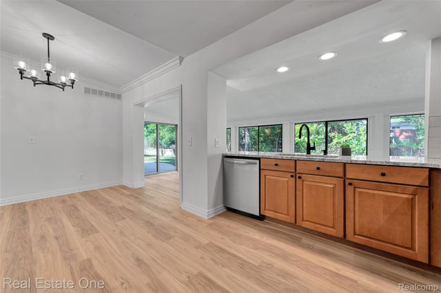 45467 Sterritt Street, Utica, MI 48317