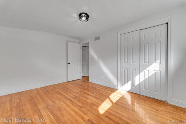 45467 Sterritt Street, Utica, MI 48317