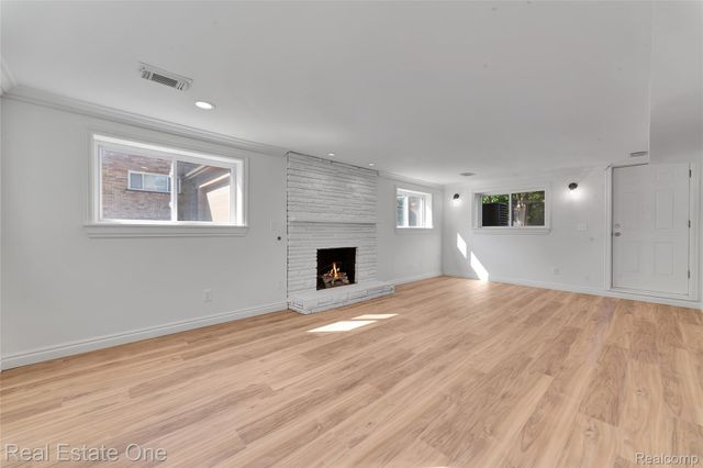 45467 Sterritt Street, Utica, MI 48317