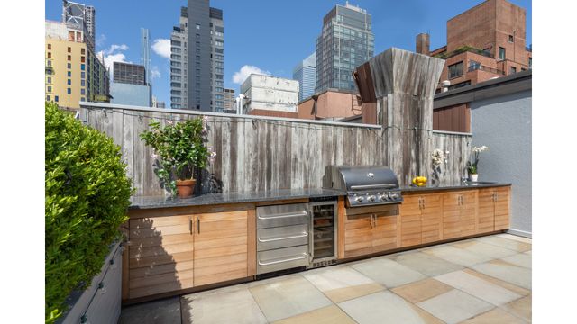 345 E 50TH Street PHB, New York City, NY 10022