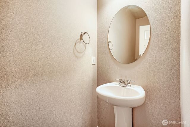 23511 Tahoma Place, Black Diamond, WA 98010