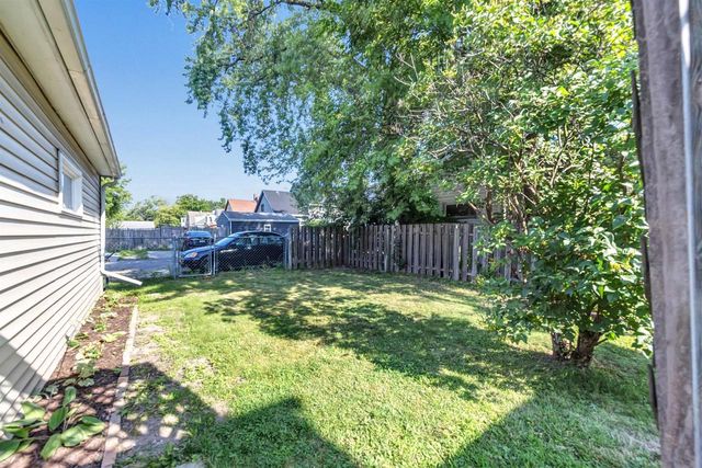 610 GOODELL STREET, Green Bay, WI 54301