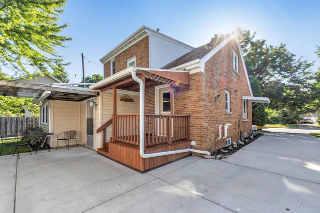 610 GOODELL STREET, Green Bay, WI 54301