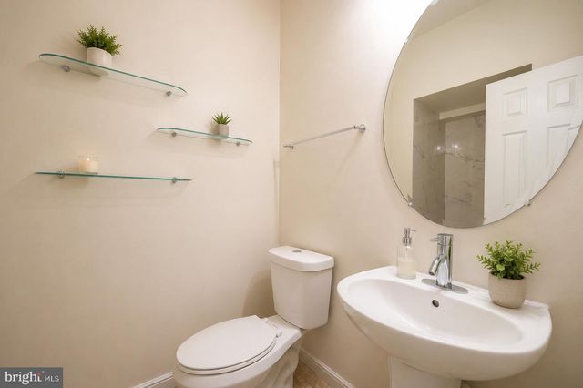 10225 EVERLEY TER, Lanham, MD 20706