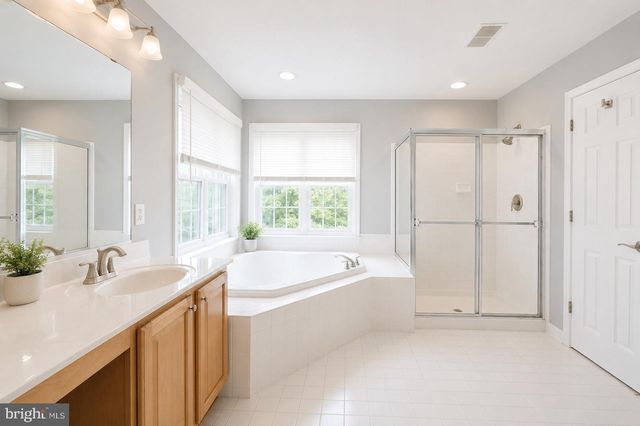 10225 EVERLEY TER, Lanham, MD 20706