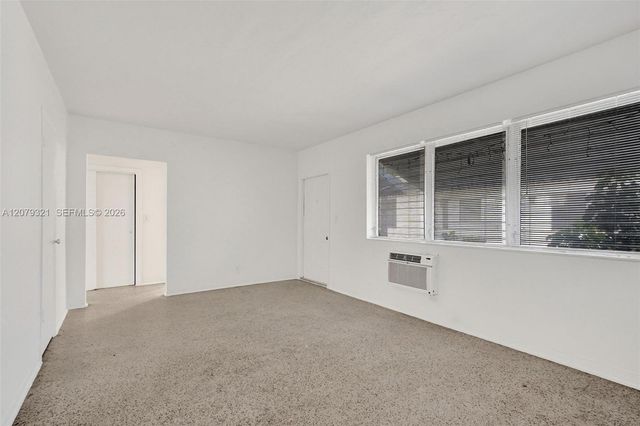 700 82nd Street 3, Miami Beach, FL 33141