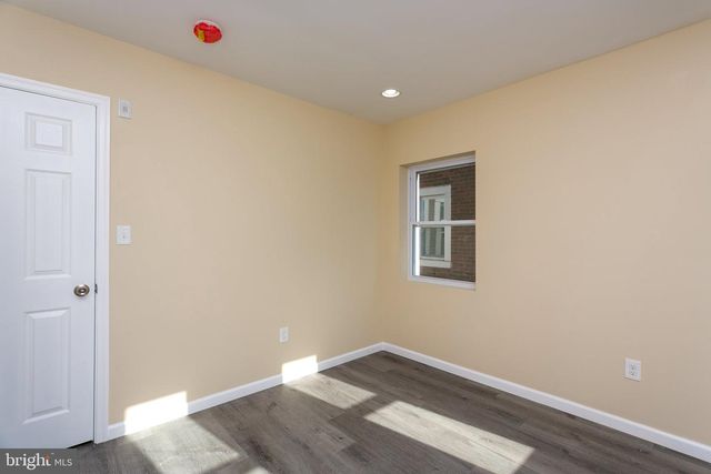 4942 CHESTNUT ST, Philadelphia, PA 19139