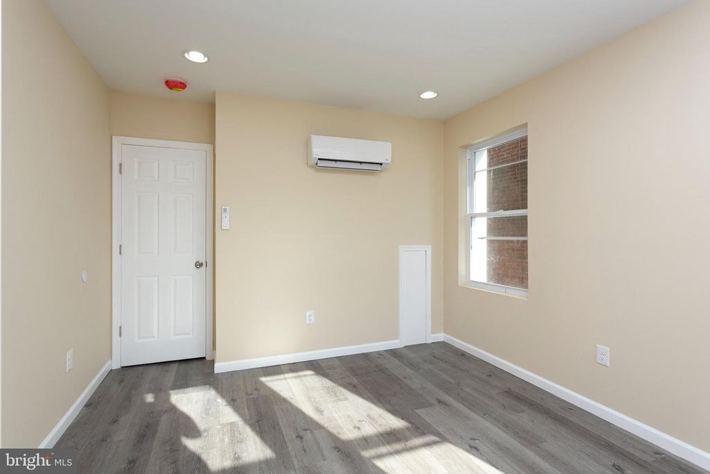 4942 CHESTNUT ST, Philadelphia, PA 19139 — photo 3