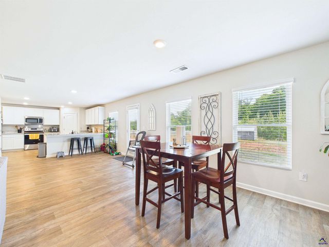 146 Caroline Court, Macon, GA 31210
