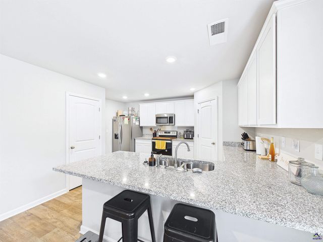146 Caroline Court, Macon, GA 31210