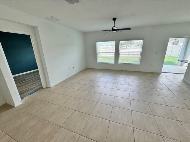 33981 SKY BLOSSOM CIRCLE, Leesburg, FL 34788