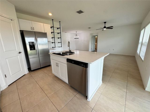 33981 SKY BLOSSOM CIRCLE, Leesburg, FL 34788