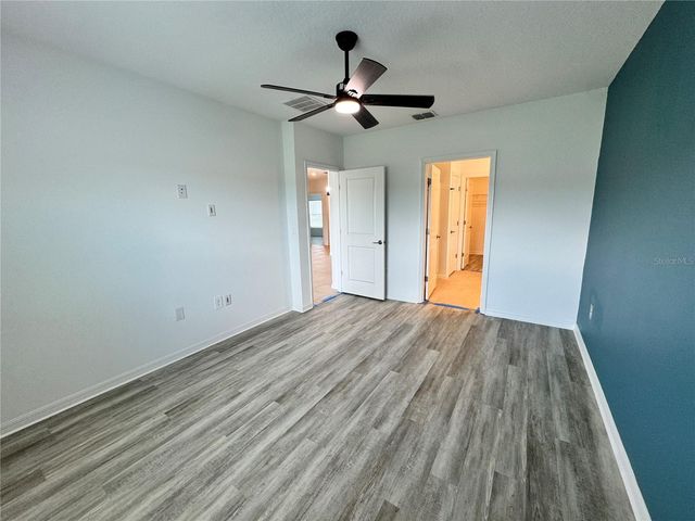 33981 SKY BLOSSOM CIRCLE, Leesburg, FL 34788