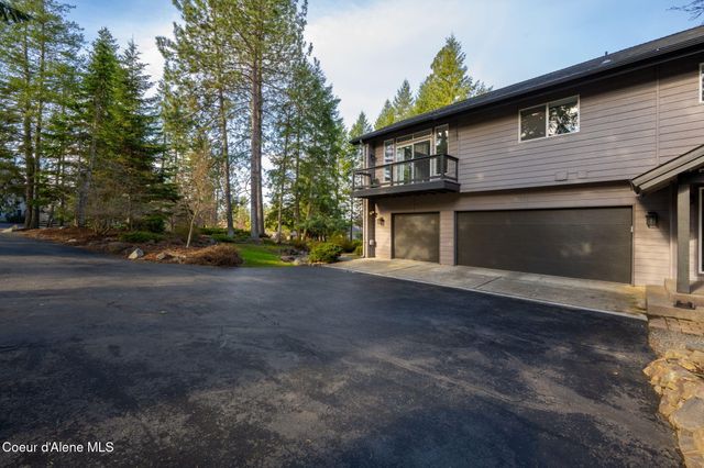 2885 E Point Hayden DR, Hayden Lake, ID 83835