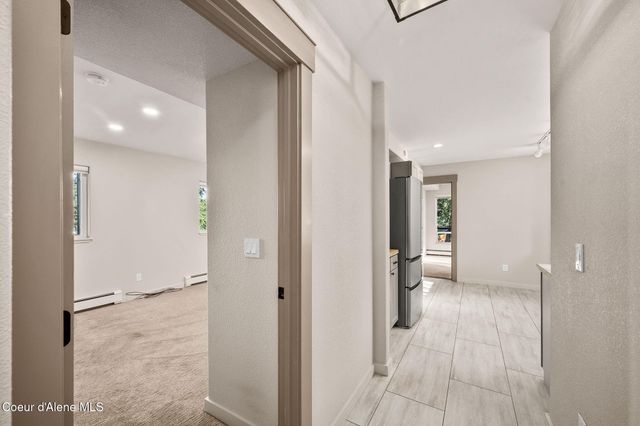 2885 E Point Hayden DR, Hayden Lake, ID 83835