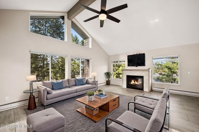 2885 E Point Hayden DR, Hayden Lake, ID 83835