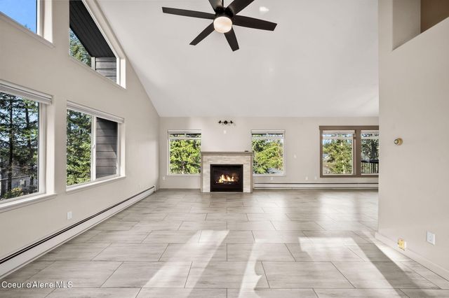 2885 E Point Hayden DR, Hayden Lake, ID 83835