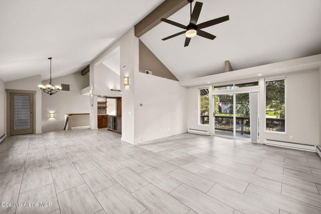 2885 E Point Hayden DR, Hayden Lake, ID 83835