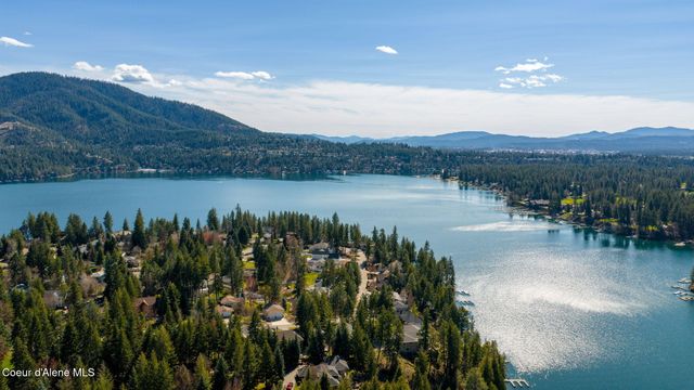 2885 E Point Hayden DR, Hayden Lake, ID 83835