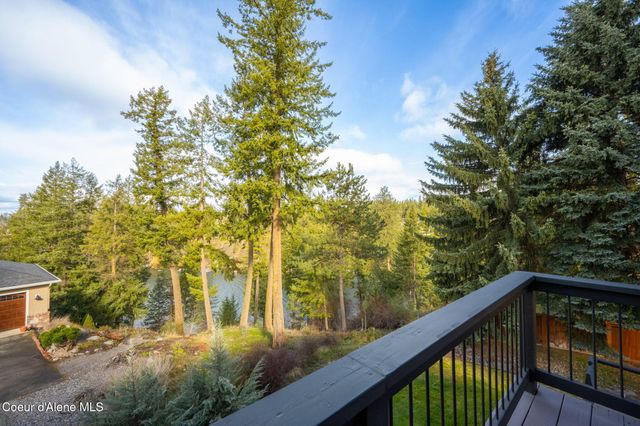 2885 E Point Hayden DR, Hayden Lake, ID 83835