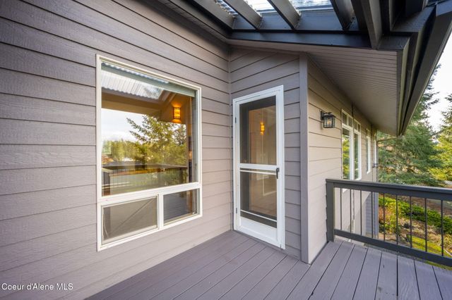 2885 E Point Hayden DR, Hayden Lake, ID 83835