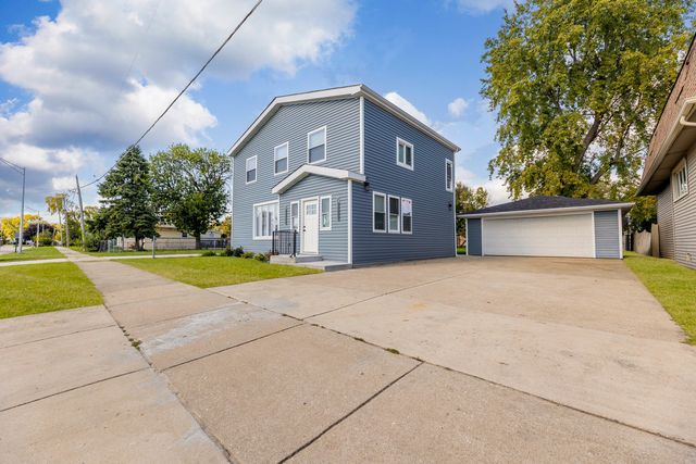 5708 W 84th Place, Burbank, IL 60459