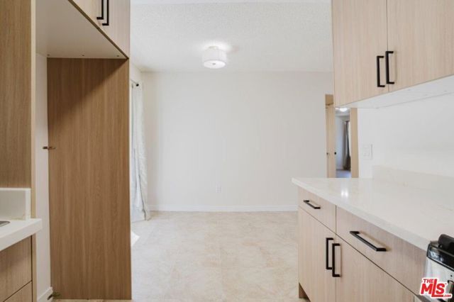 914 E Elk Avenue 3, Glendale, CA 91205