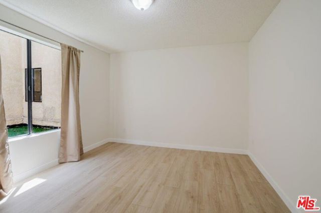 914 E Elk Avenue 3, Glendale, CA 91205