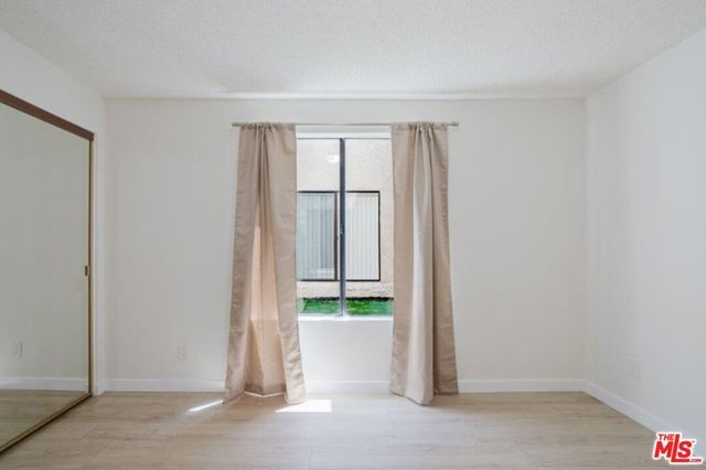 914 E Elk Avenue 3, Glendale, CA 91205